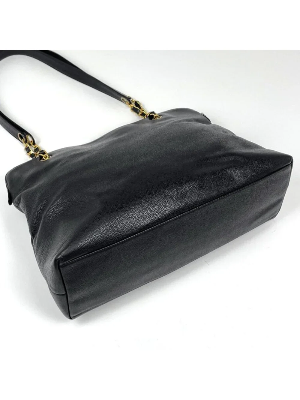 Chanel CC Logo Chain Shoulder Bag Caviar Leather Black
